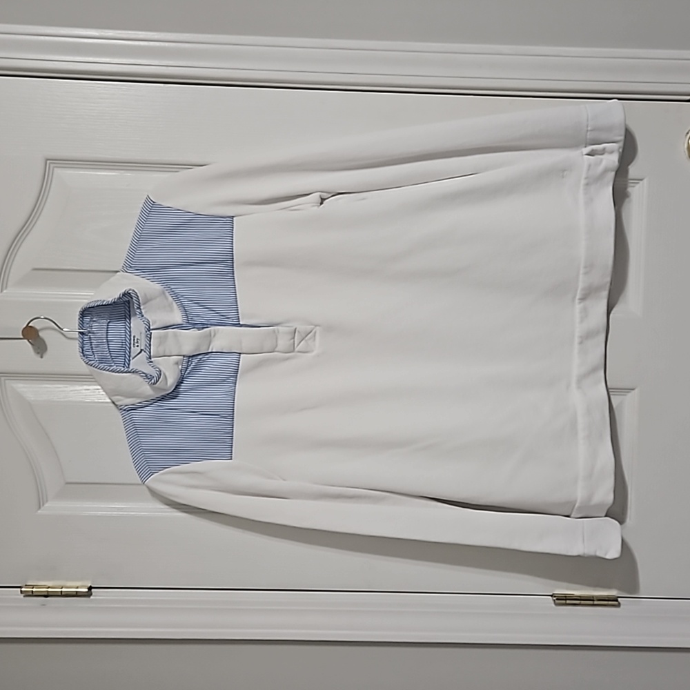 Crown & Ivy Quarter Button Pullover - Size Large
